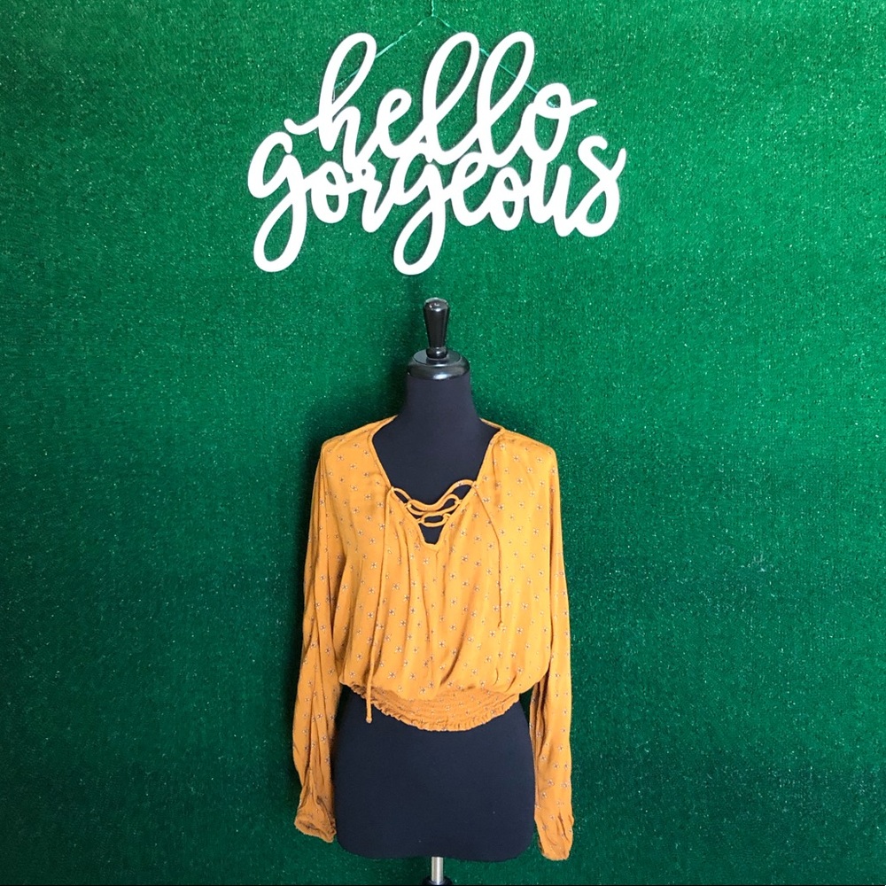BoHo style long sleeve deep V blouse 👚